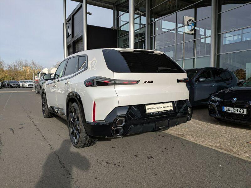 BMW XM