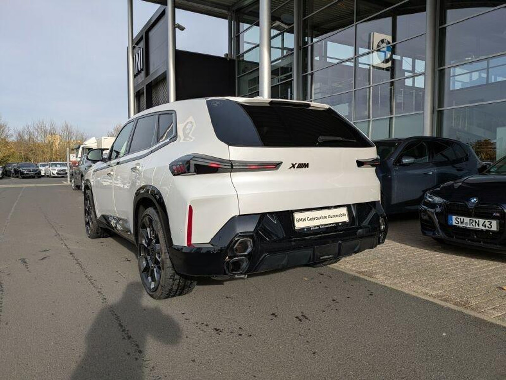 BMW XM