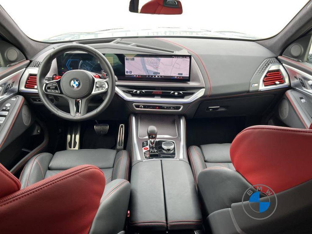 BMW XM