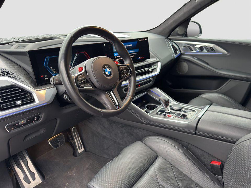 BMW XM
