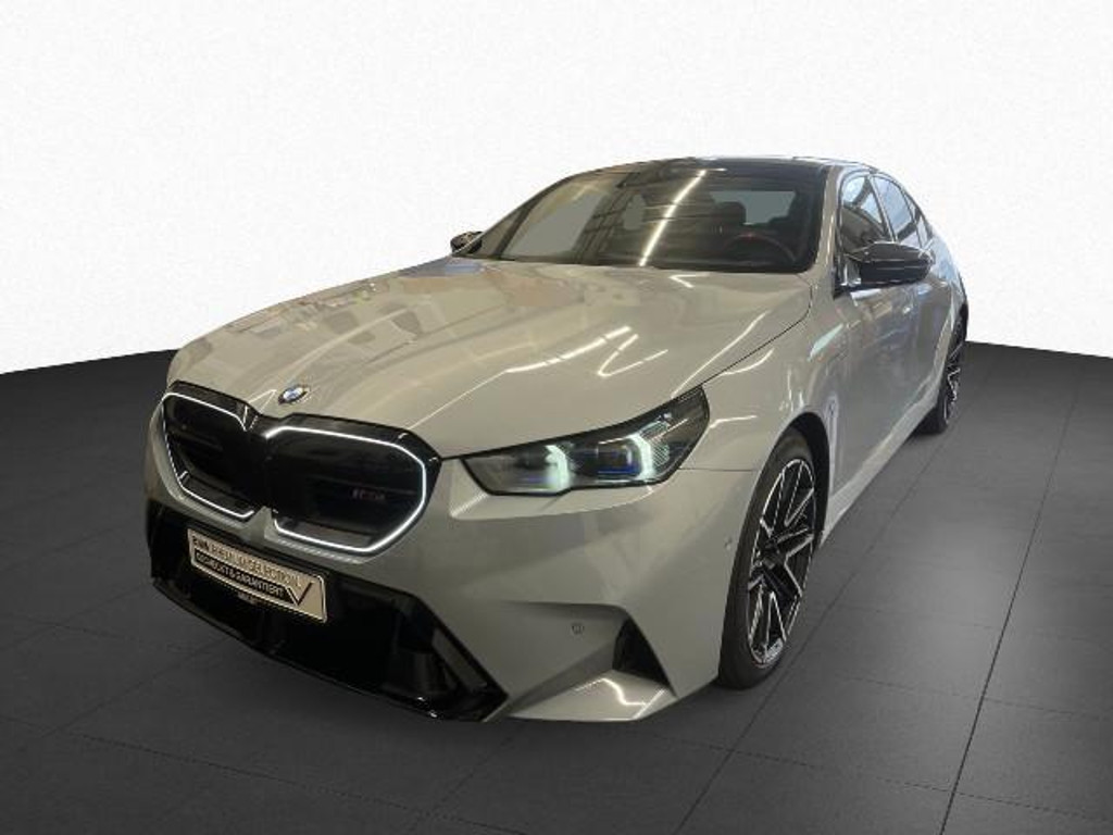 BMW M5 2024 Hybride Benzine