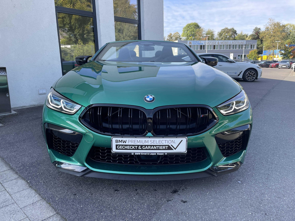 BMW M8