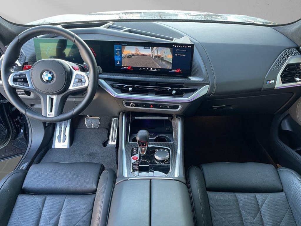 BMW XM