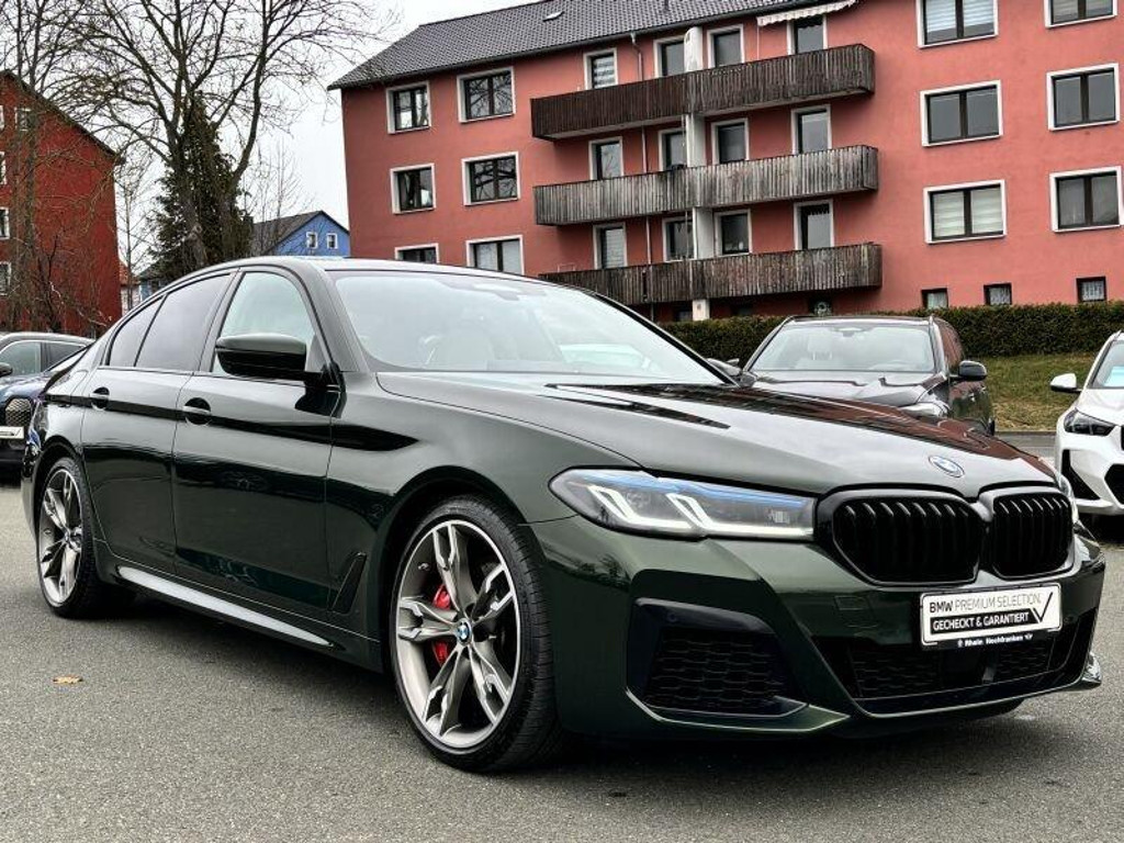 BMW M550