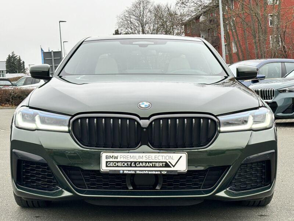 BMW M550