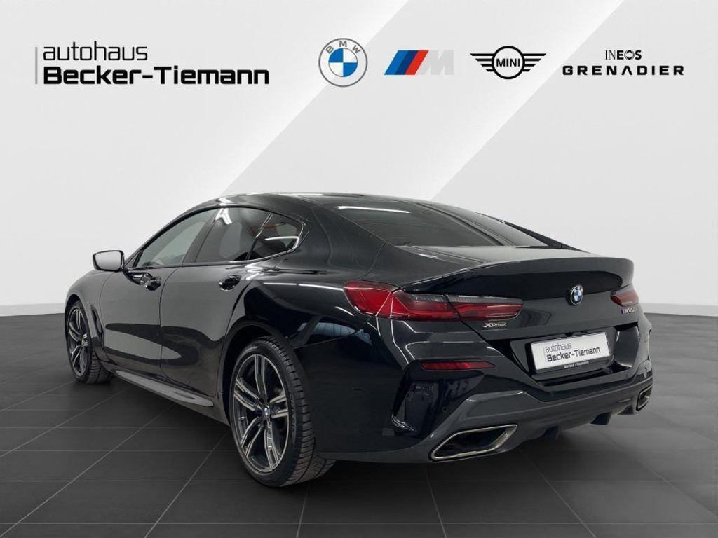 BMW M850