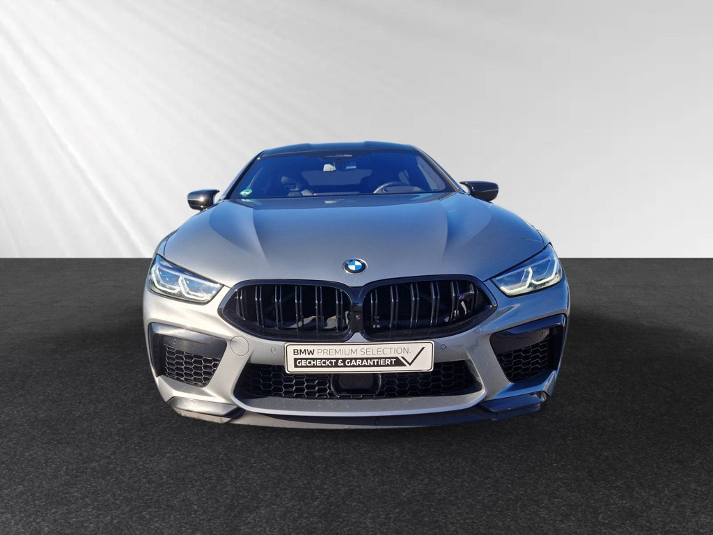 BMW M8