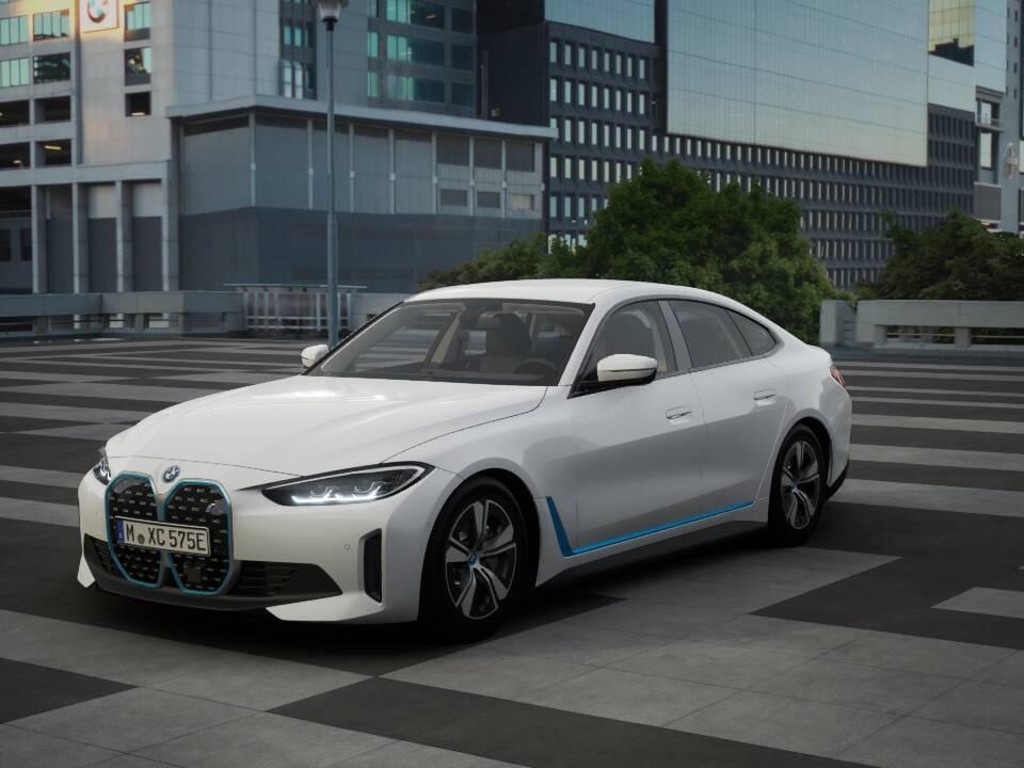 BMW i4