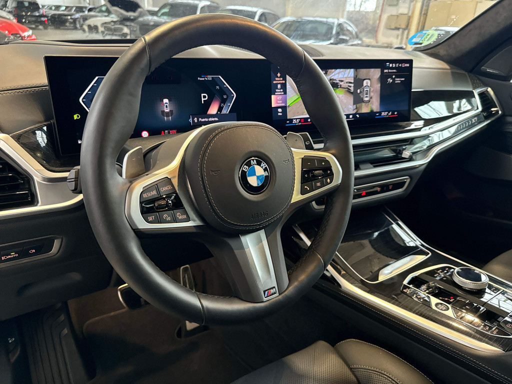 BMW X7