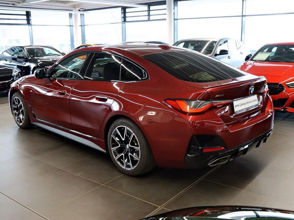 BMW M440