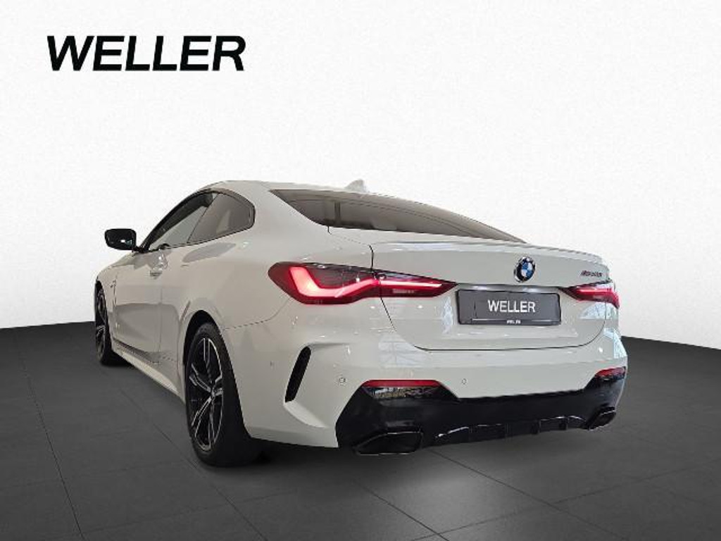 BMW M440