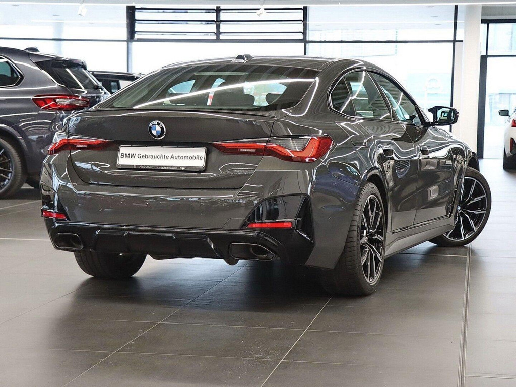 BMW M440