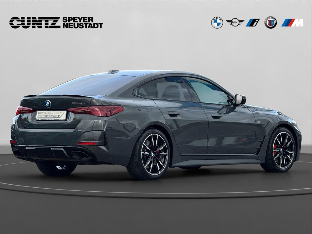 BMW M440