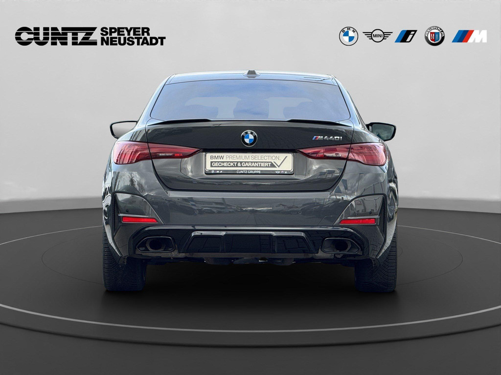 BMW M440