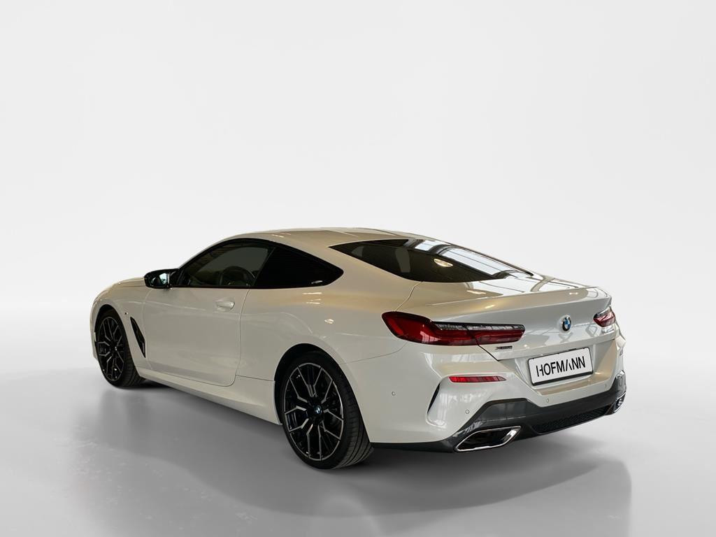 BMW M850