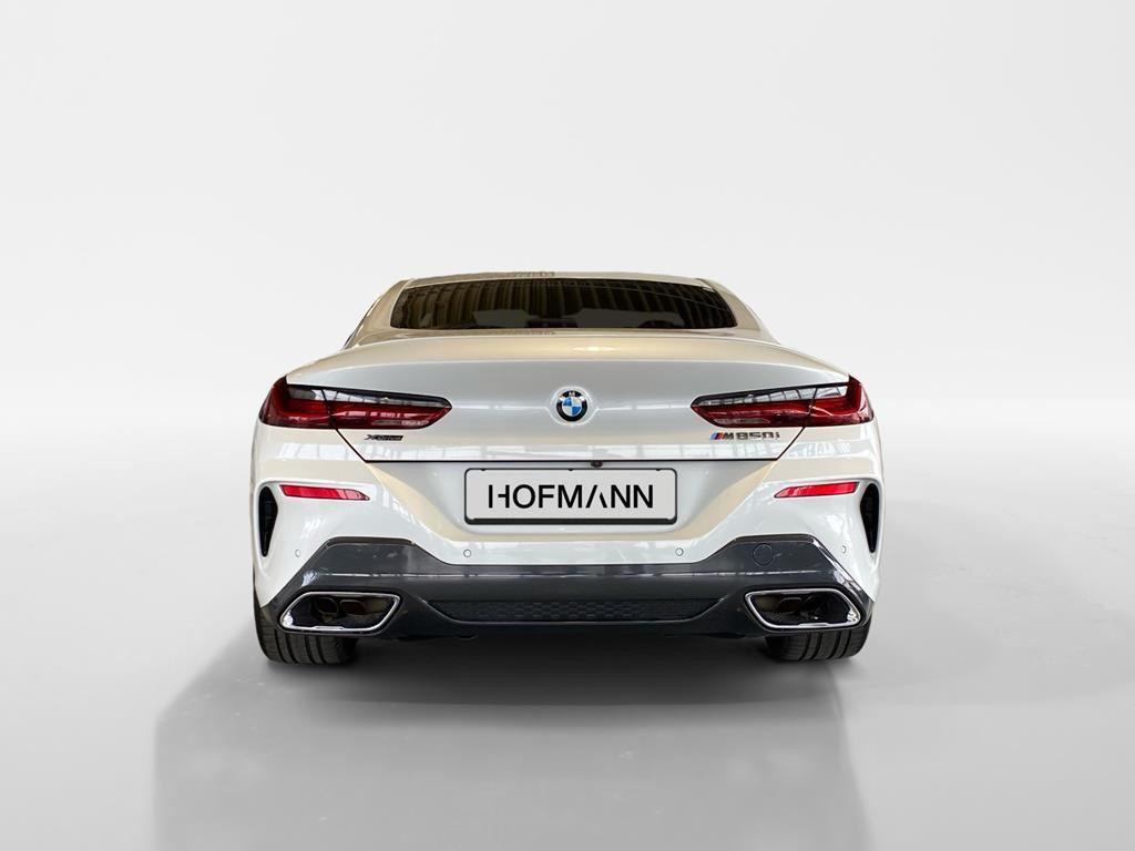 BMW M850