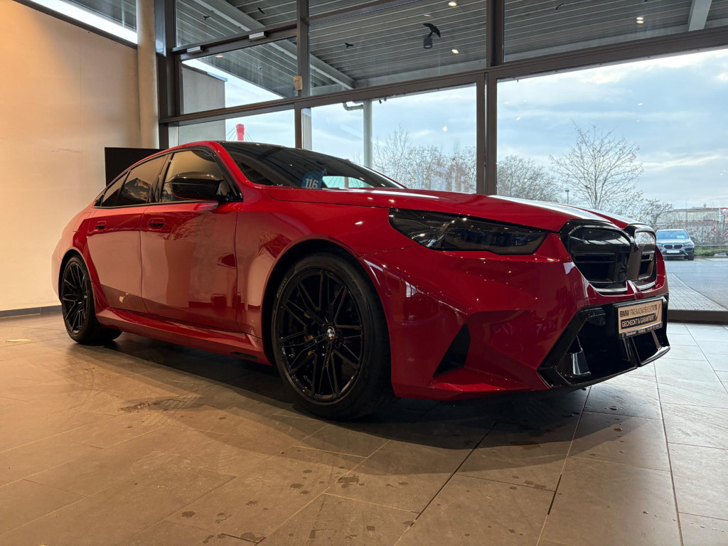 BMW M5 2025 Hybride Benzine