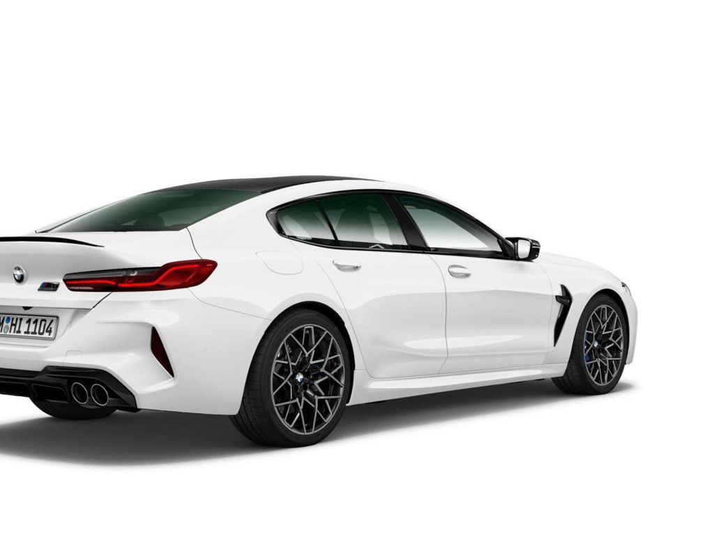 BMW M8