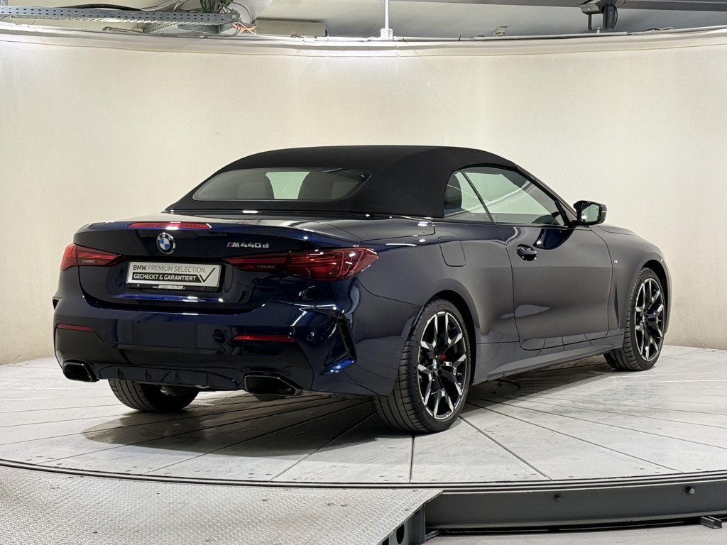 BMW M440
