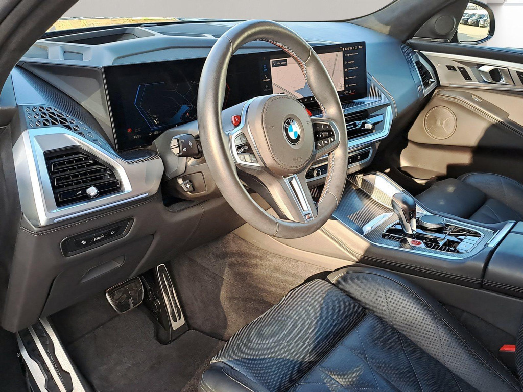BMW XM