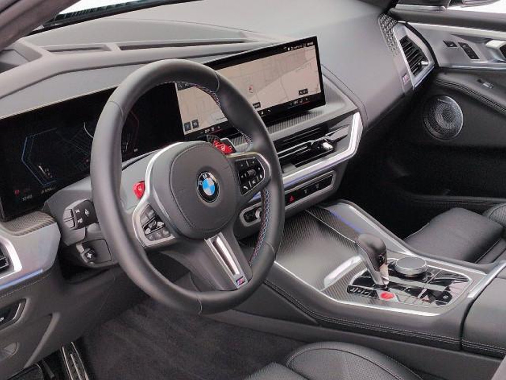 BMW XM