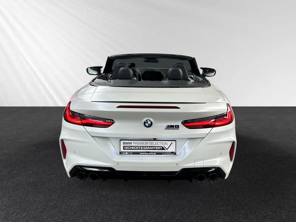 BMW M8
