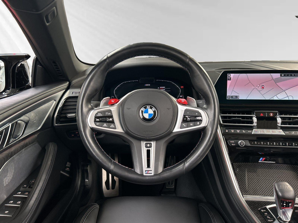 BMW M8