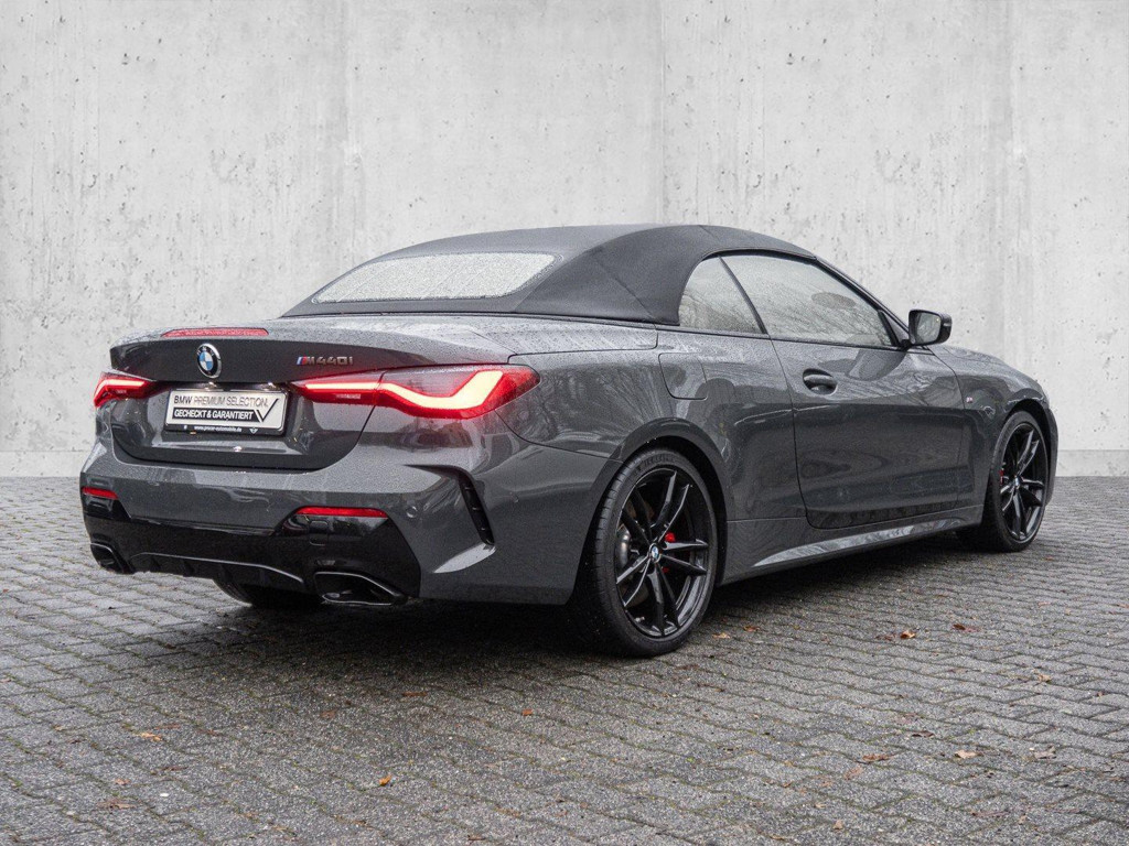 BMW M440