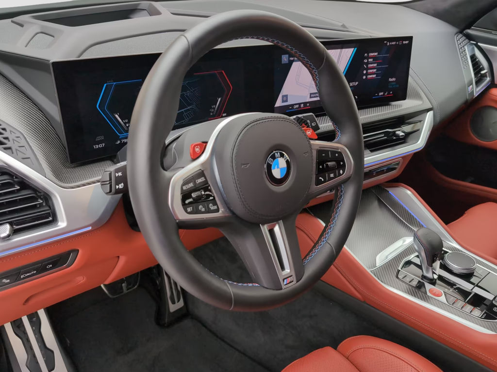 BMW XM