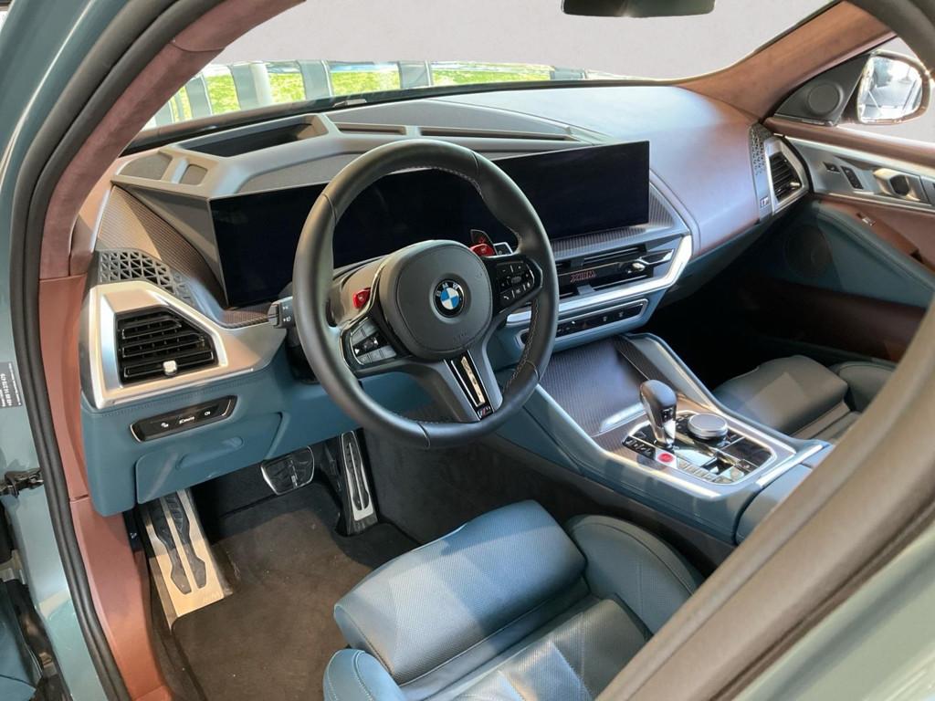 BMW XM