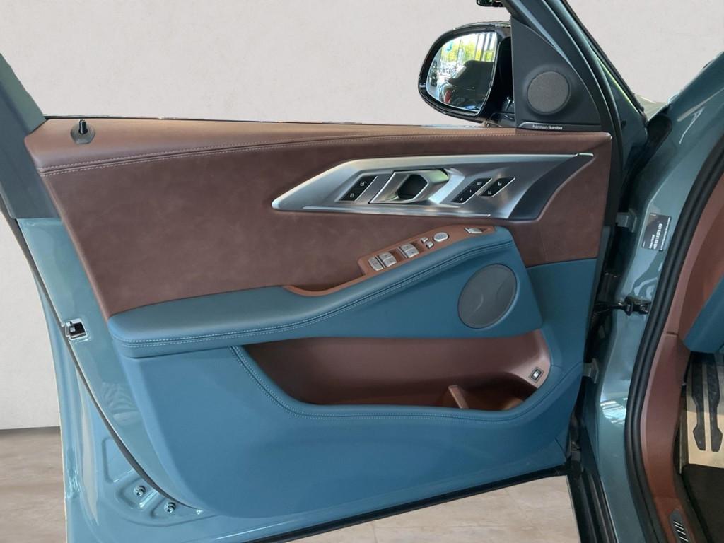 BMW XM
