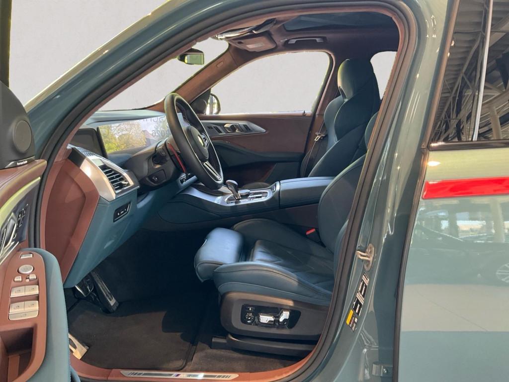 BMW XM