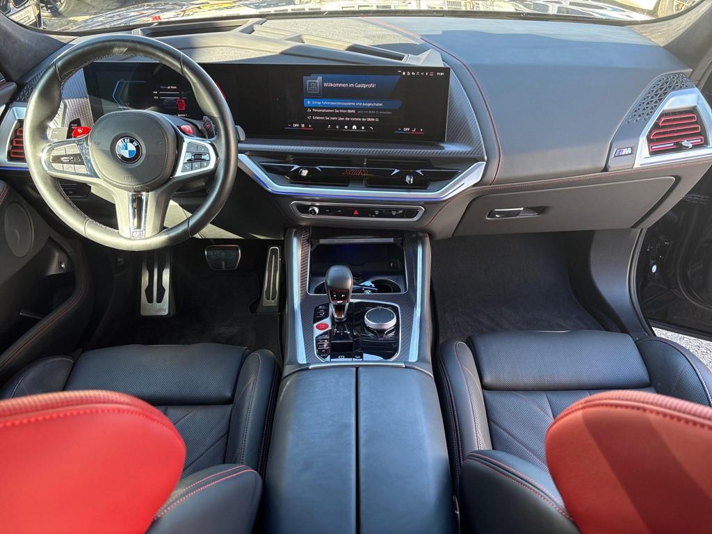 BMW XM