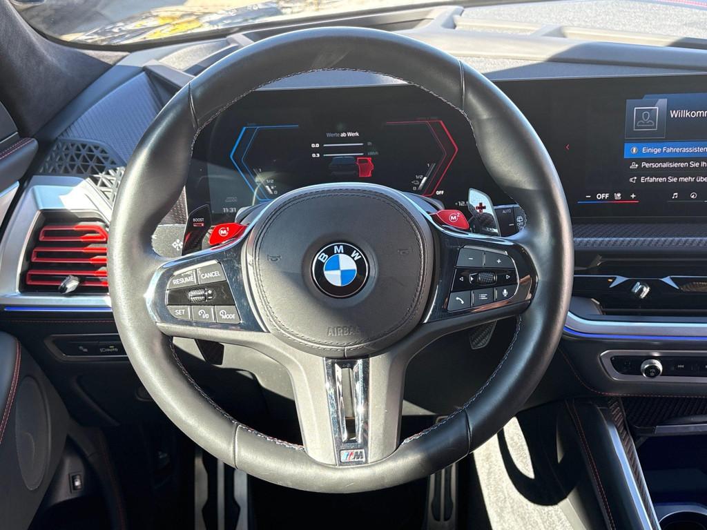 BMW XM