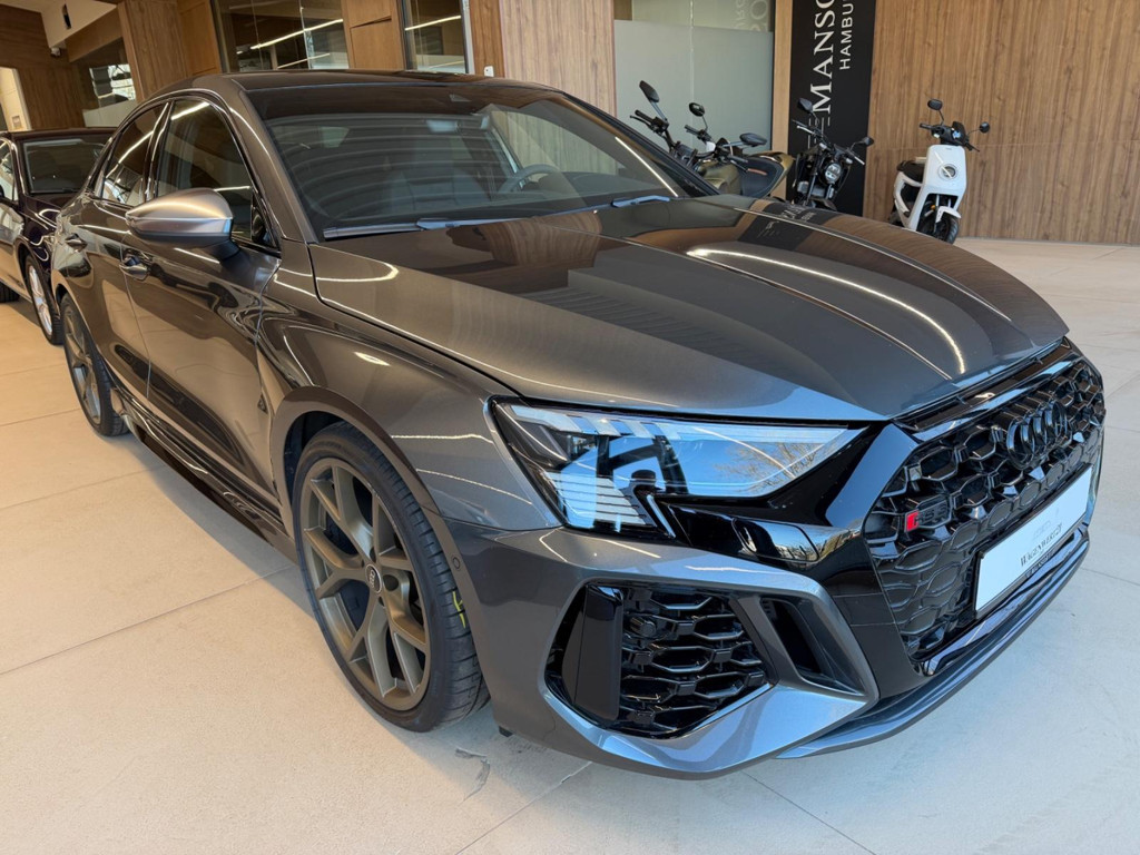 Audi RS3 2023 Benzine