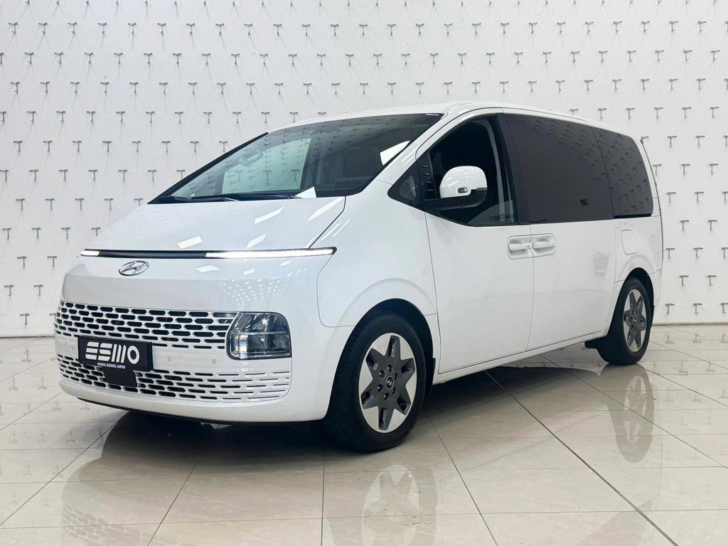 Hyundai Staria 2024 Diesel