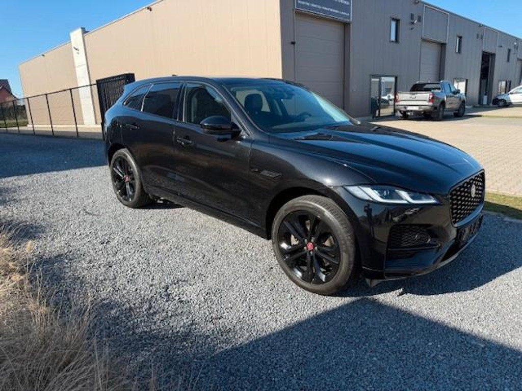 Jaguar F-Pace