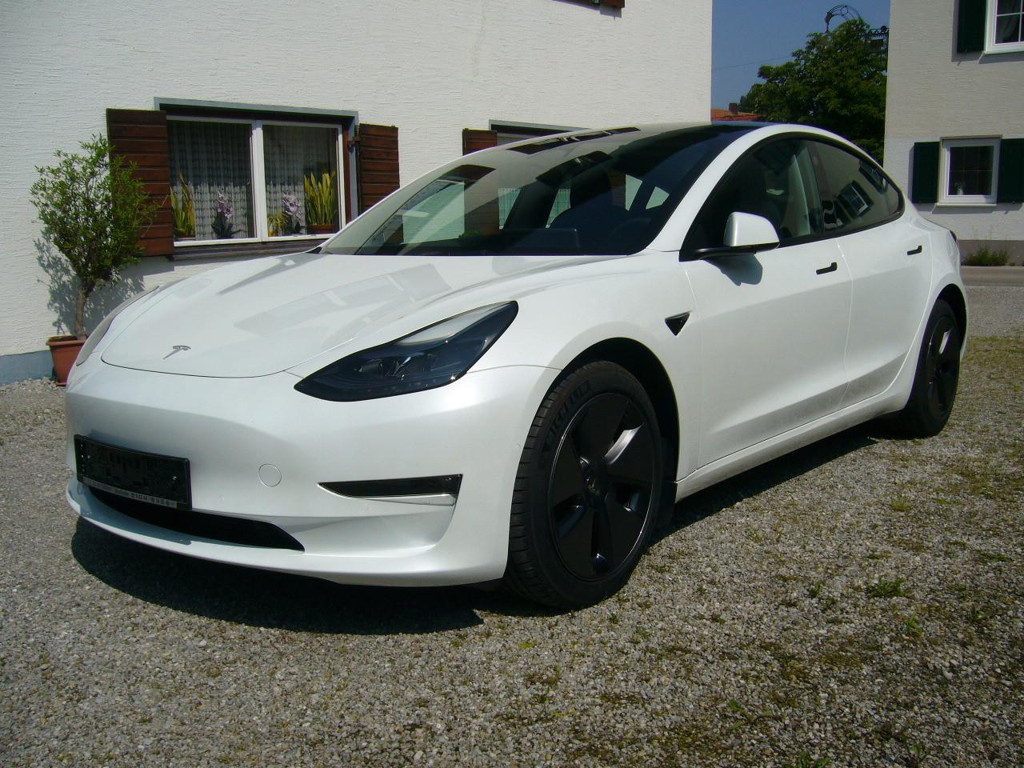 Tesla Model 3 2022 Elektrisch