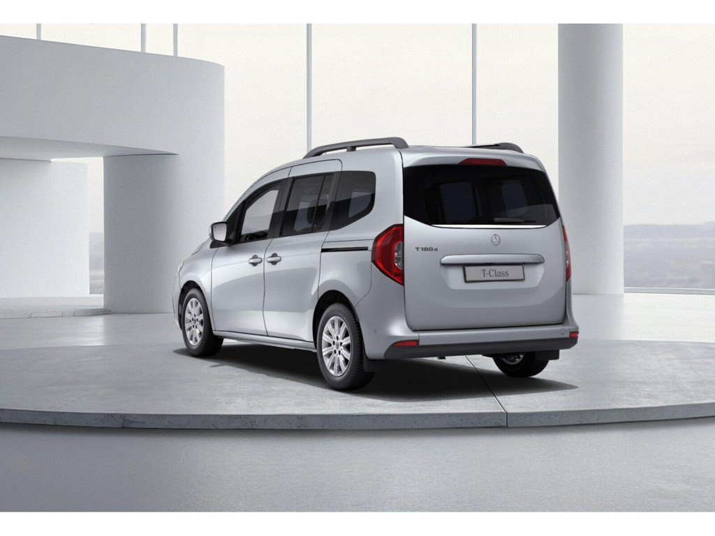 Mercedes-Benz T 180