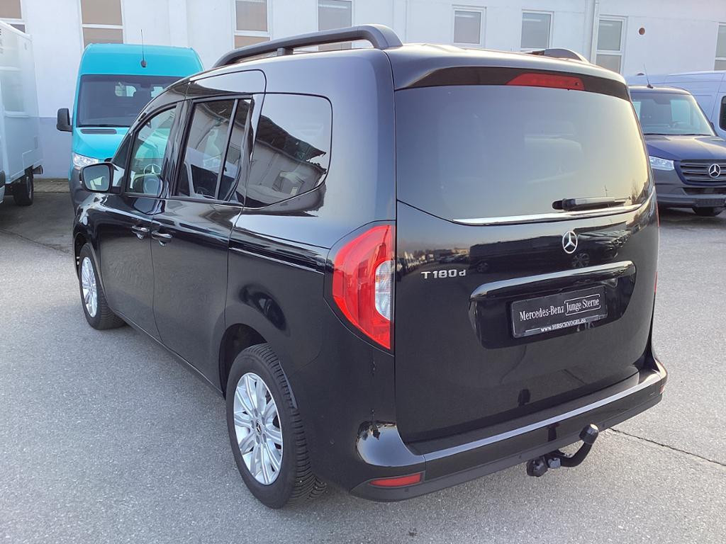 Mercedes-Benz T 180