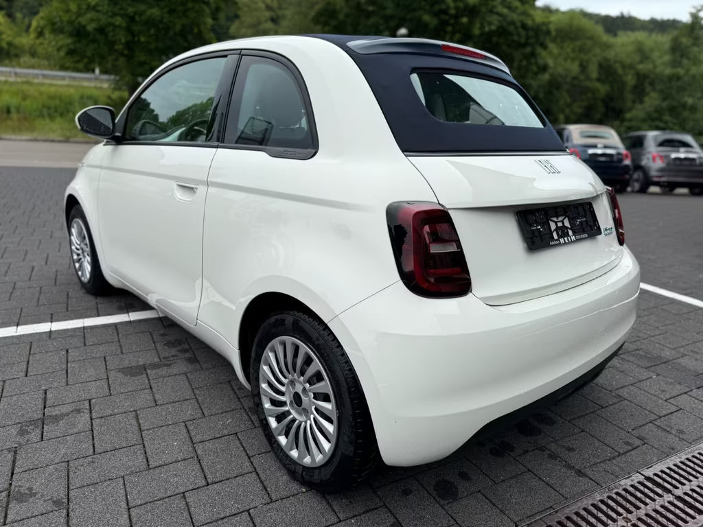 Fiat 500e