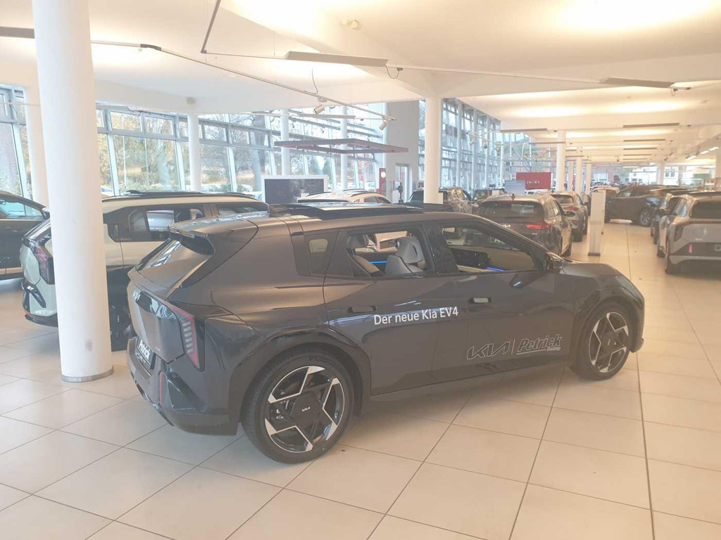 Kia EV4