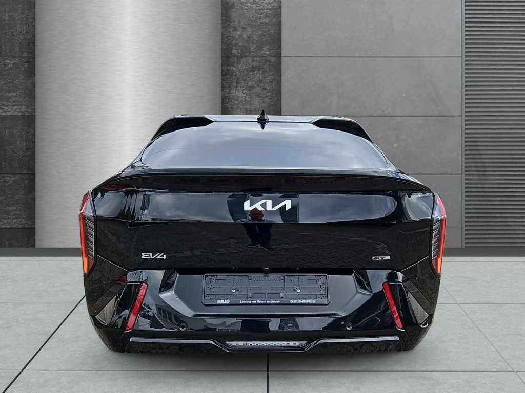 Kia EV4