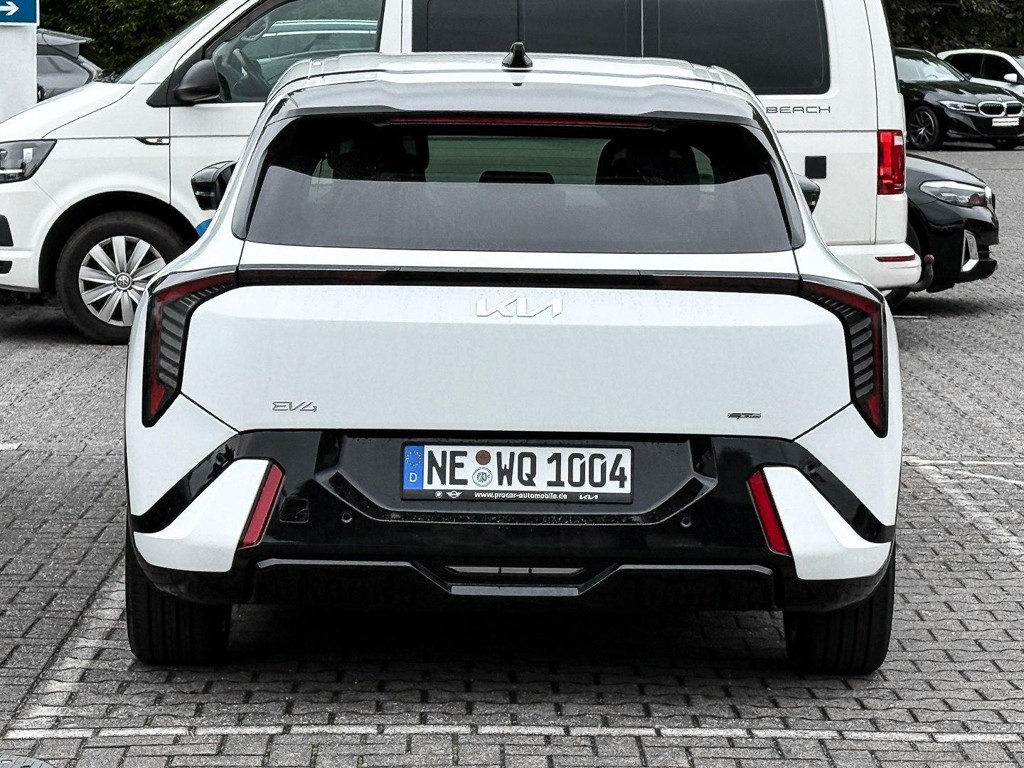 Kia EV4