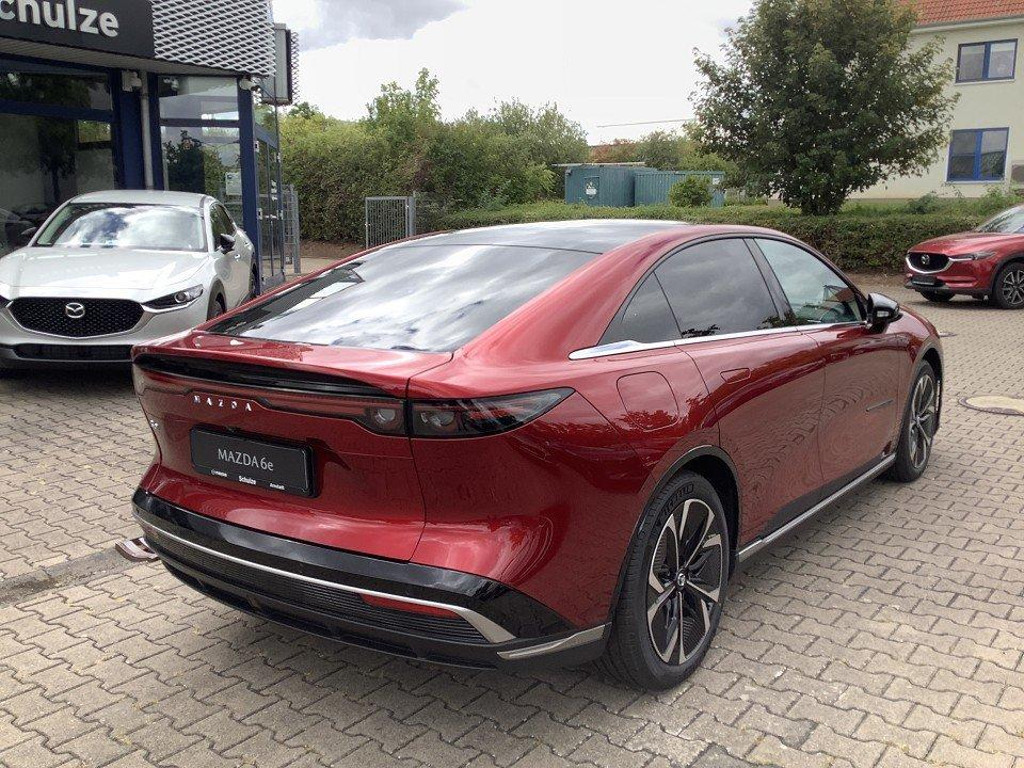 Mazda 6e