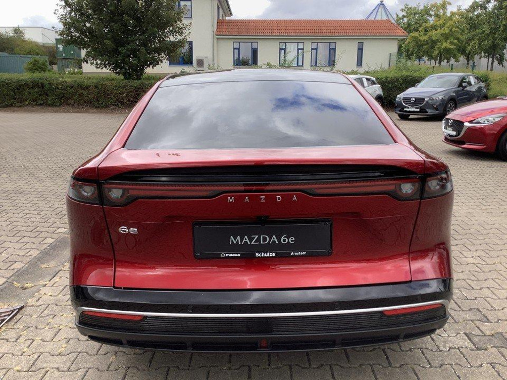 Mazda 6e