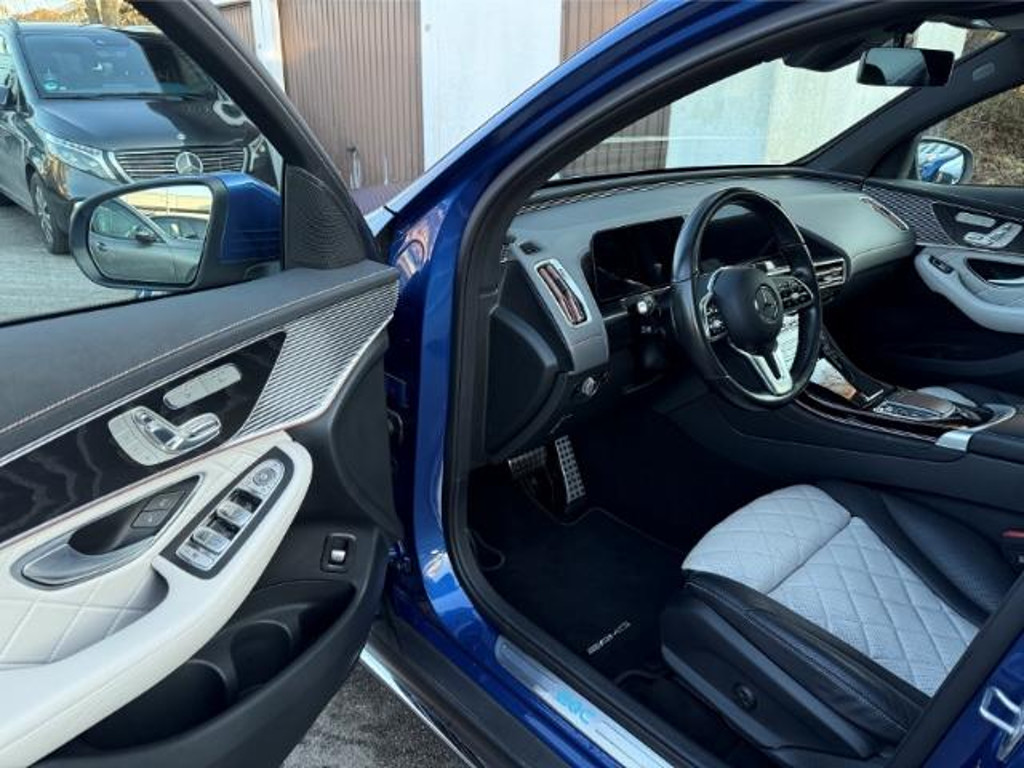 Mercedes-Benz EQC