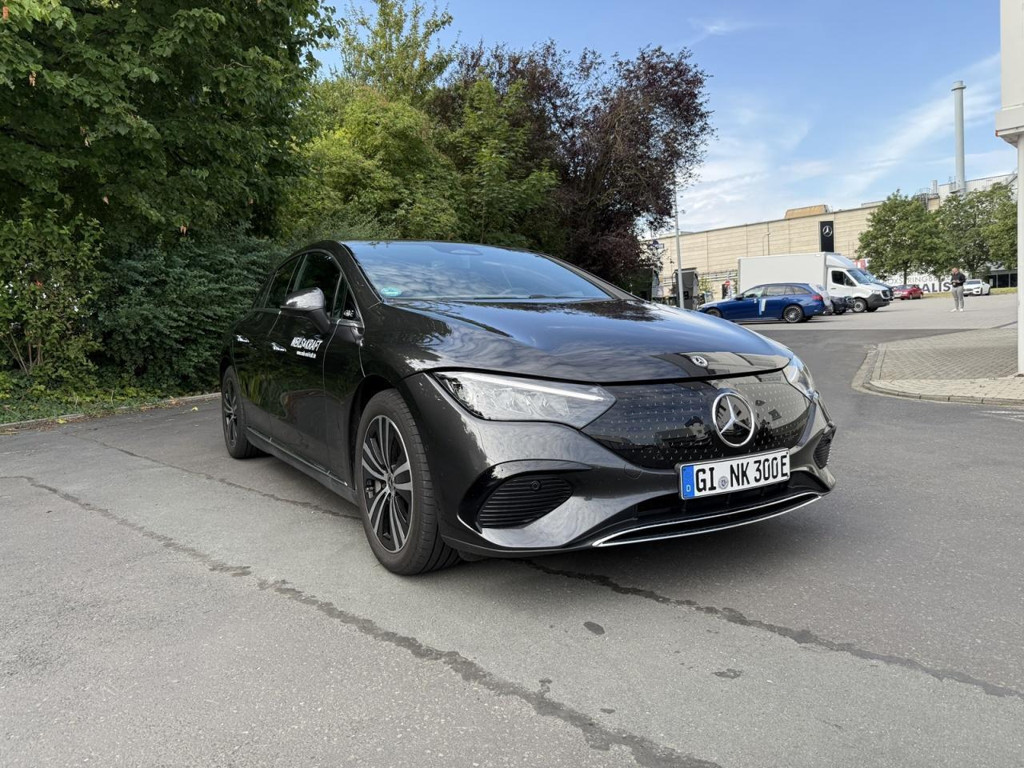 Mercedes-Benz EQE