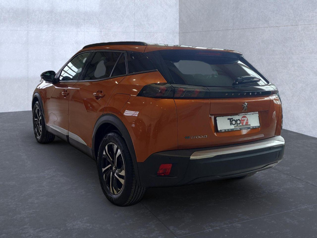 Peugeot e-2008