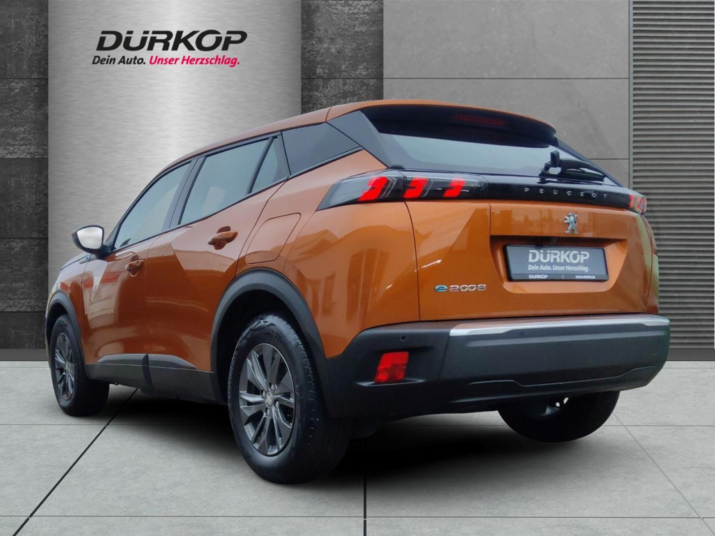 Peugeot e-2008
